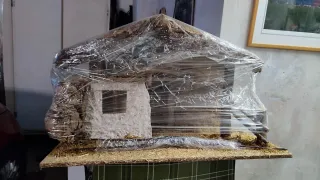 Capanna Presepe Vuota da Completare