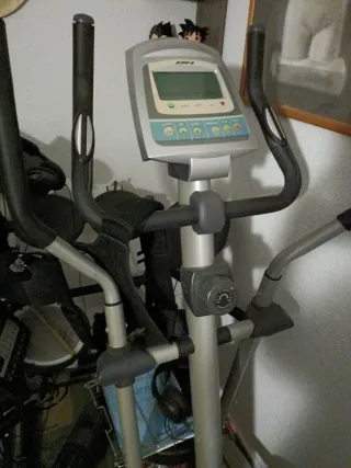 Bicicleta Elíptica BH Spyro