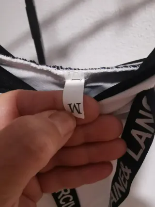 Sudadera con capucha blanca y negra Talla M