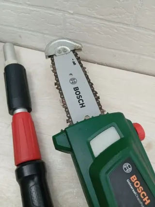 Bosch UniversalChainPole 18 - Sierra de Cadena