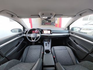 Volkswagen Golf 2024