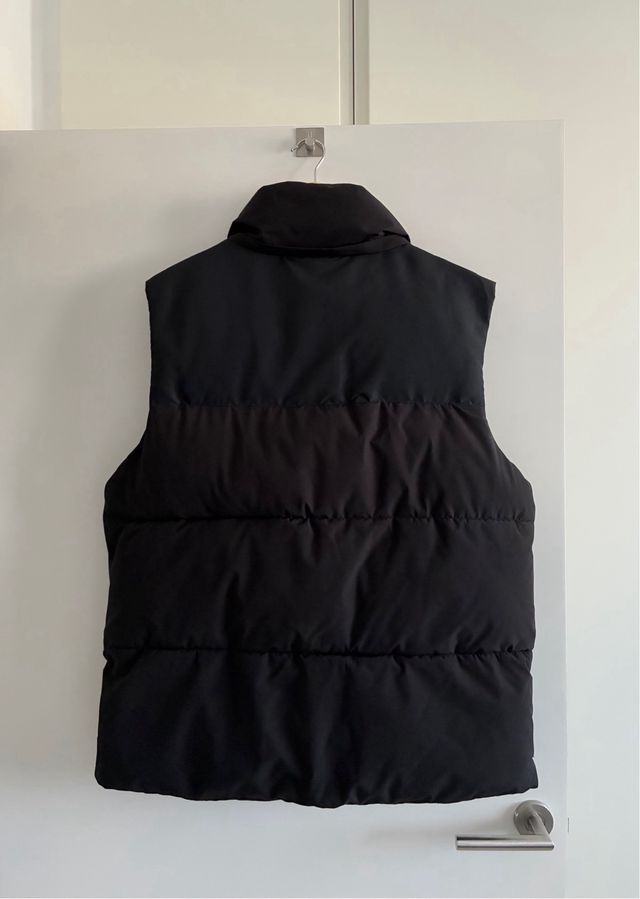 Chaleco acolchado negro Zara talla M