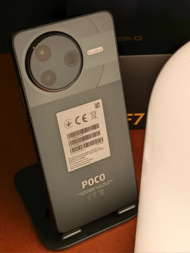 Poco f7 pro