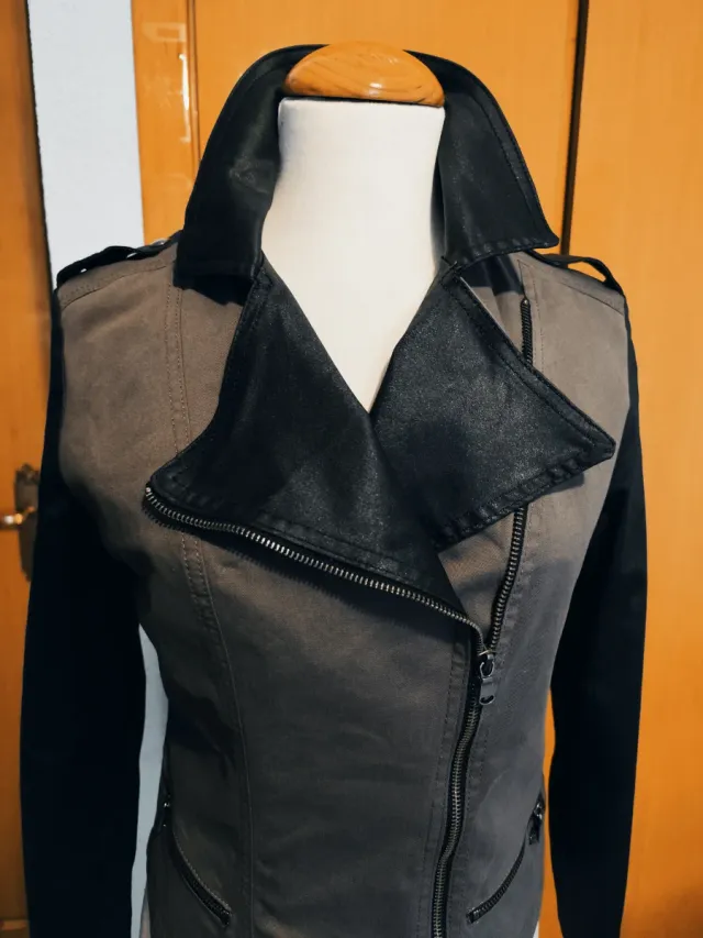 Chaqueta Liu Jo nueva TM