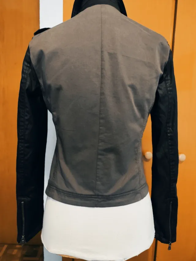 Chaqueta Liu Jo nueva TM