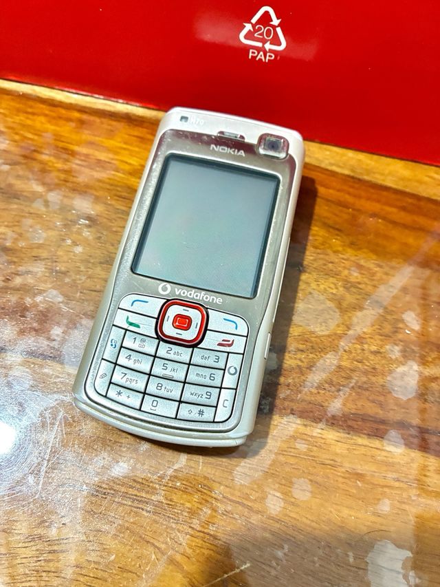 Nokia N70-1 Plata con Caja Original