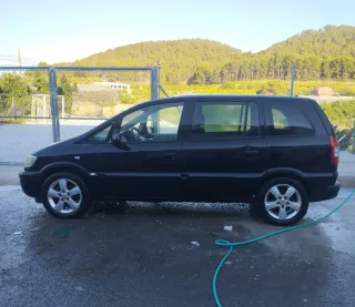 Opel Zafira 2005