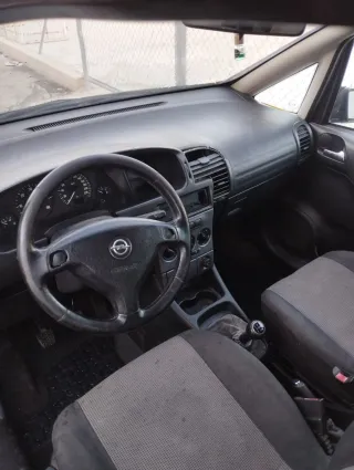 Opel Zafira 2005