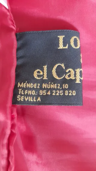 Pantalón de piel artesanal rojo