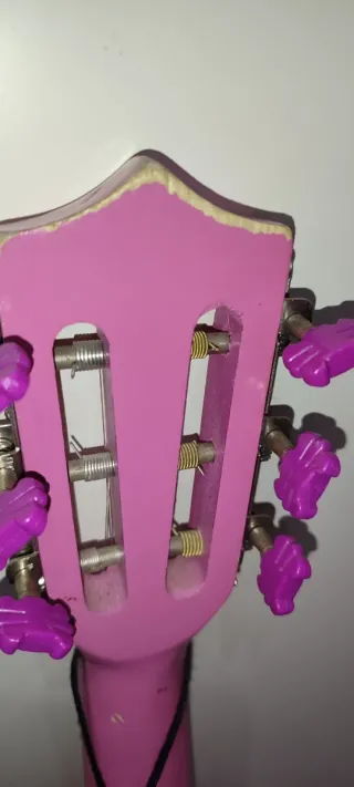 Guitarra infantil rosa de madera BONTEMPI