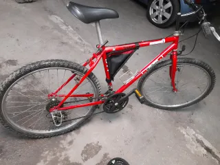 Bicicleta Montaña Antigua BTT Roja