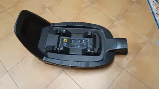 Capazo Maxi-Cosi Jade + opción Base Isofix