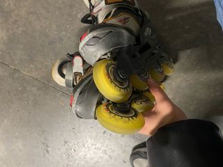 Patines Rollerblade extensibles usados.