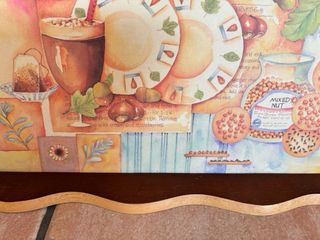 Vassoio in legno con bordo sagomato