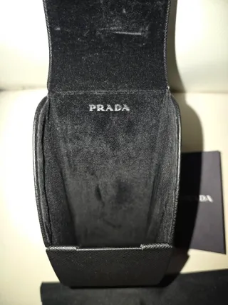 Gafas de sol Prada negras