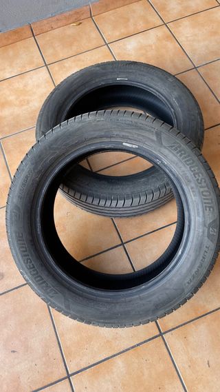 2 Neumáticos 215/55/17