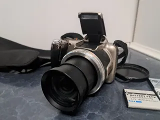OLYMPUS SP-810UZ