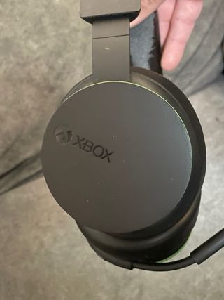 Xbox Series X + 2 controller + 4 giochi + cuffie