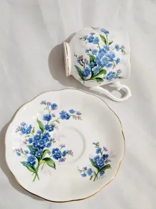 Juego Taza y Platillo para café de Royal Albert