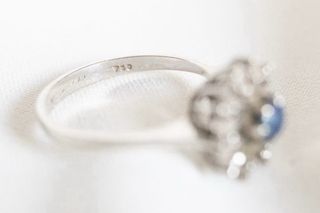 Anillo Oro 18k Zafiro y Diamantes