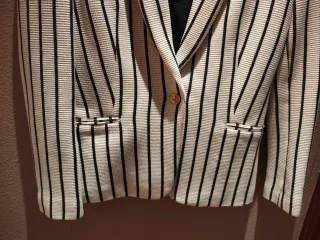 Americana Mango rayas blanco y negro