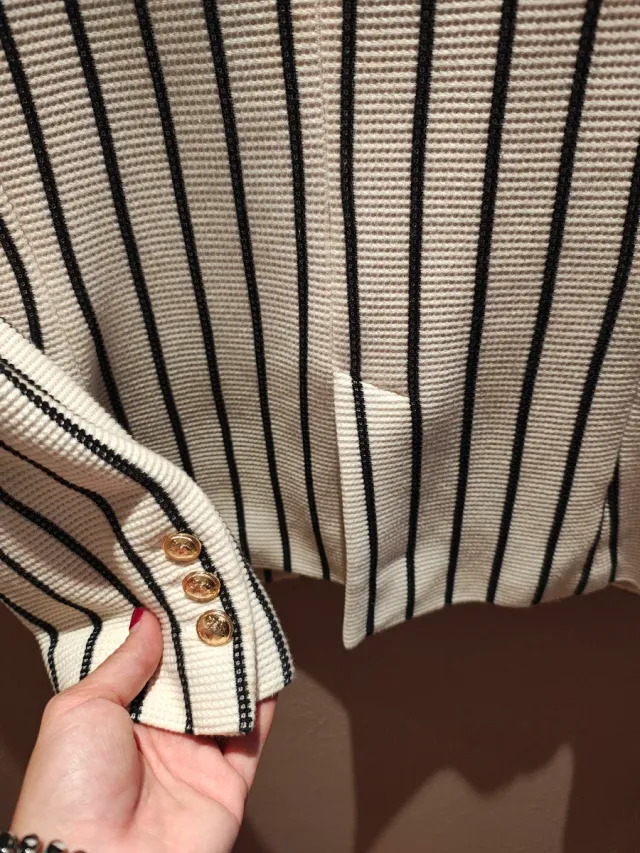 Americana Mango rayas blanco y negro