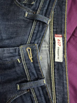 Vaqueros Levi's 627 Straight Fit