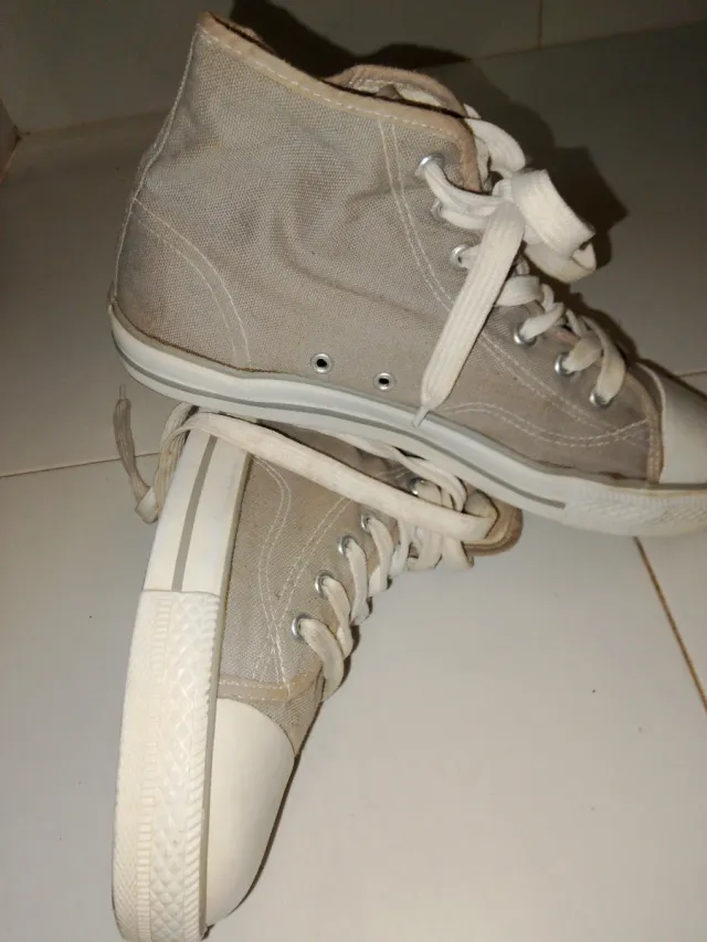 Bambas tipo Converse altas grises