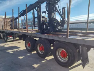 Renault Premium + Semirremolque Forestal