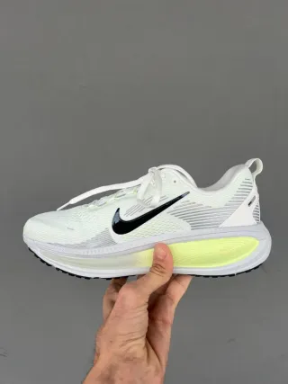 Nike Vomero 18