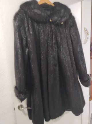 Chaquetón de piel negro