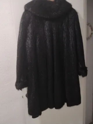 Chaquetón de piel negro