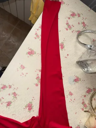 Top rojo manga larga espalda descubierta