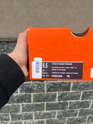 Nike Pegasus Premium