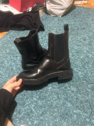 Botines Chelsea Zara Negros