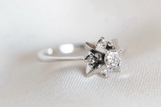 Anillo Oro 18k con Diamantes