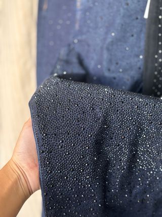 Pantalones vaqueros con pedrería