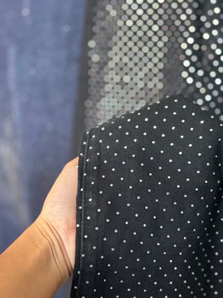 Pantalones vaqueros con pedrería