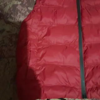 Chaleco rojo talla 6