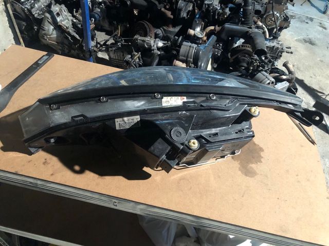 Faro derecho ford focus