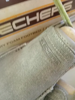 ESTRENA!Mocasín Skechers estampado talla 40 hombre