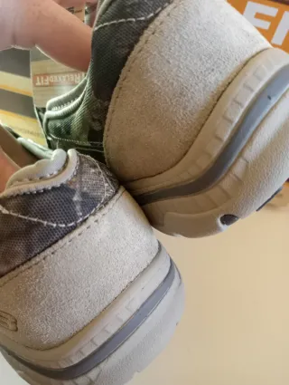 ESTRENA!Mocasín Skechers estampado talla 40 hombre