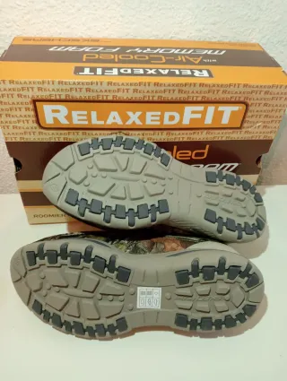 ESTRENA!Mocasín Skechers estampado talla 40 hombre