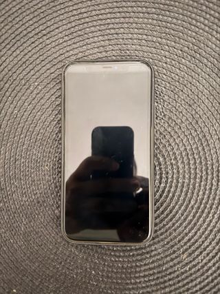 iPhone 11 64GB Dorado