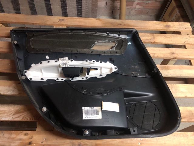 Panel interior trasero citroen c4