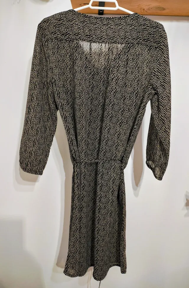 Vestido estampado puntos beige y negro