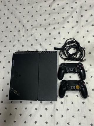 PS4 (PlayStation 4) Negra en perfecto estado