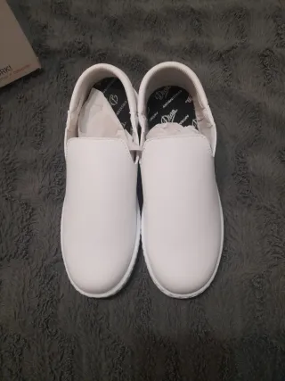 Scarpe da lavoro bianche per donna