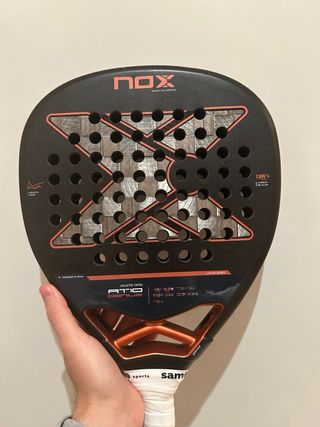 Pala de pádel Nox AT10 Genius 18K