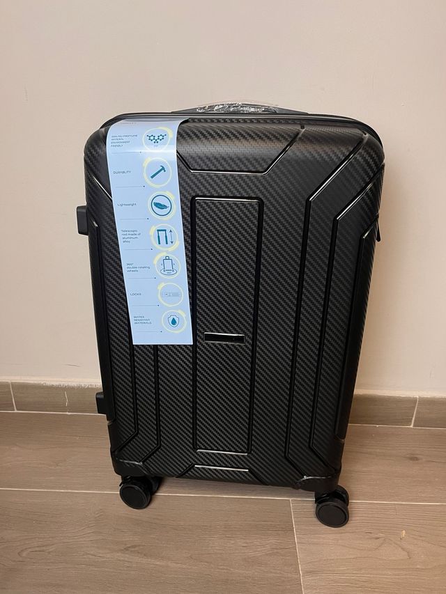 Maleta mediana negra extensible